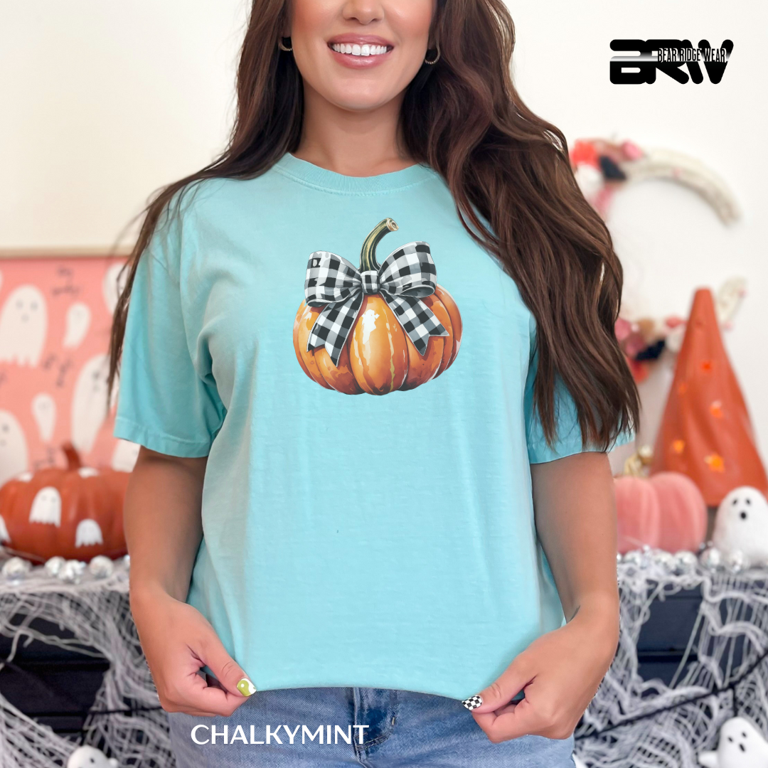 'Pumpkin With plaid Bow' Fall Tee