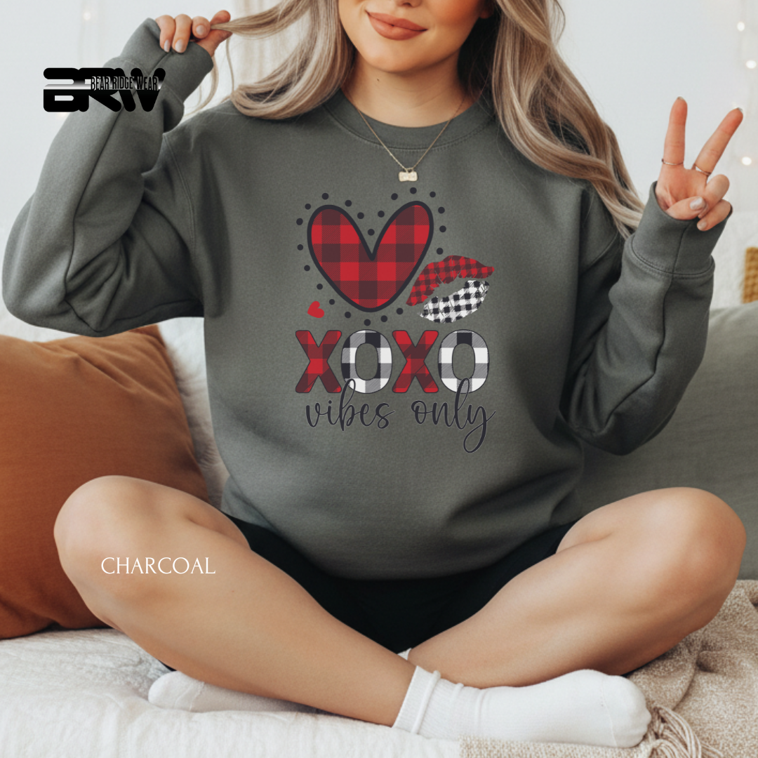 'XOXO Vibes Only' Valentine's Crewneck Sweatshirt
