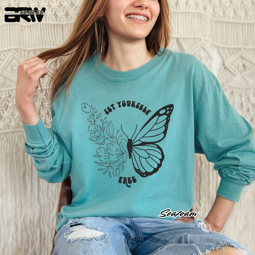 'Set Yourself Free' Long Sleeve Tee