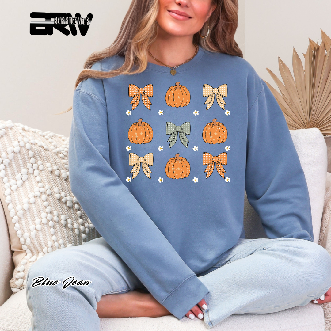 'Pumpkins and bows' Fall Long Sleeve Tee
