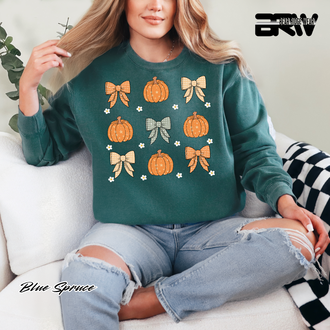 'Pumpkins and bows' Fall Long Sleeve Tee