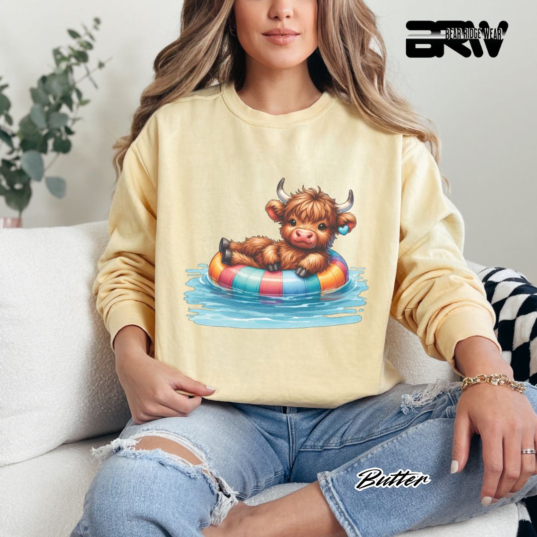 'Highland Cow-Float' Summer Long Sleeve Tee