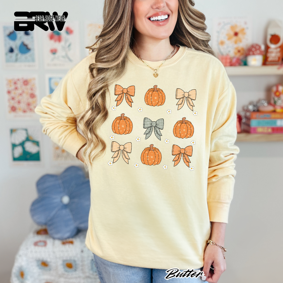 'Pumpkins and bows' Fall Long Sleeve Tee