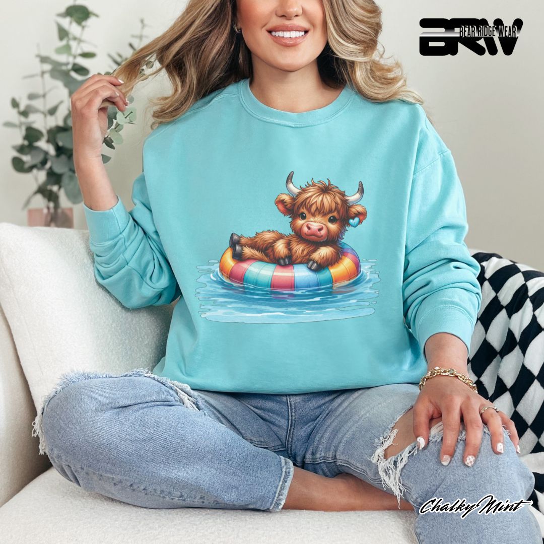 'Highland Cow-Float' Summer Long Sleeve Tee