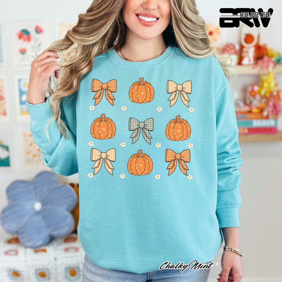 'Pumpkins and bows' Fall Long Sleeve Tee