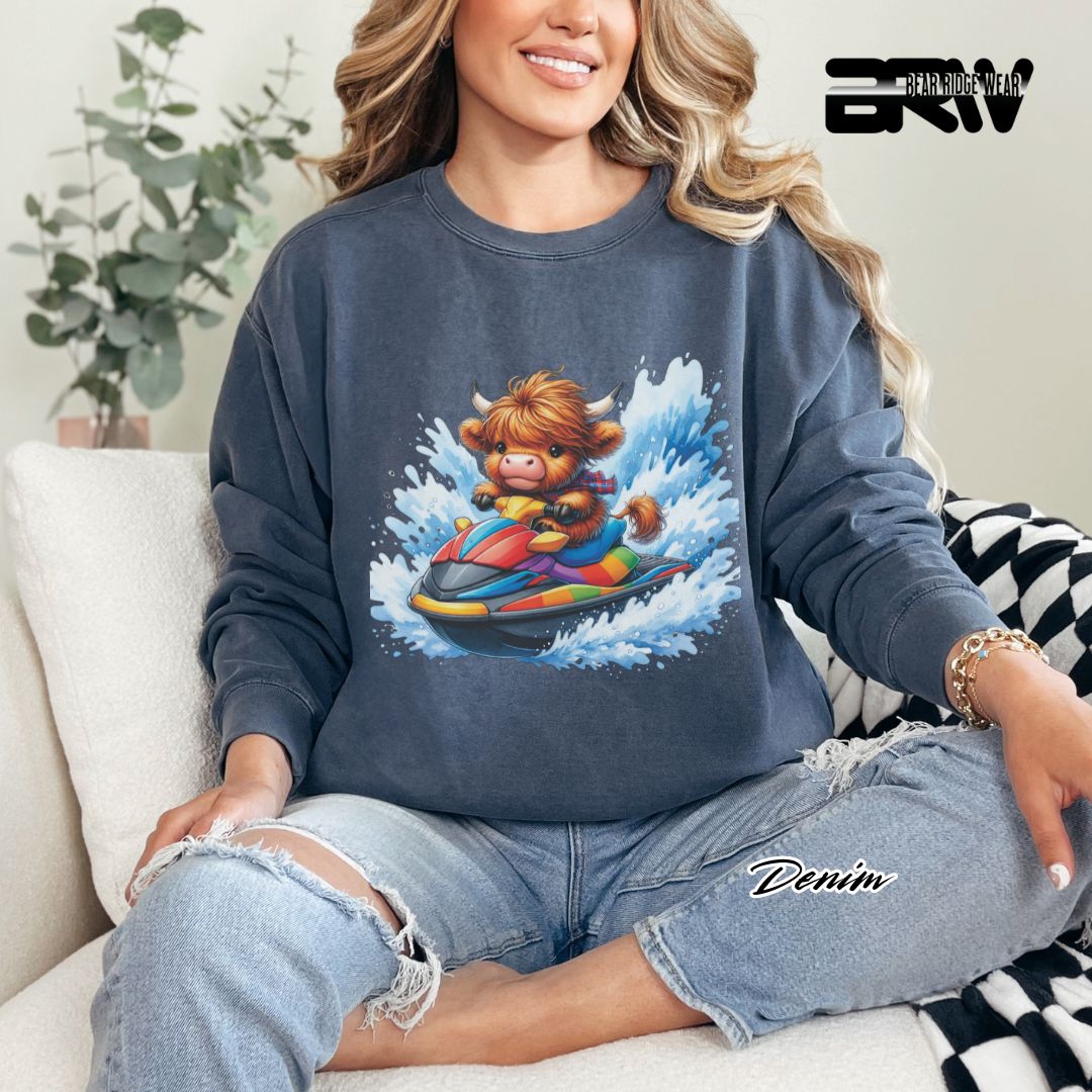 'Highland Cow-Ski Mobile' Summer Long Sleeve Tee