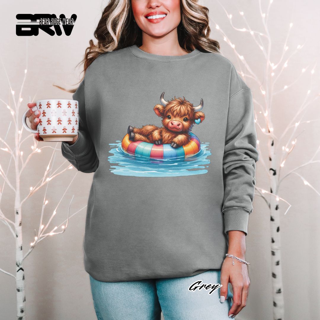 'Highland Cow-Float' Summer Long Sleeve Tee