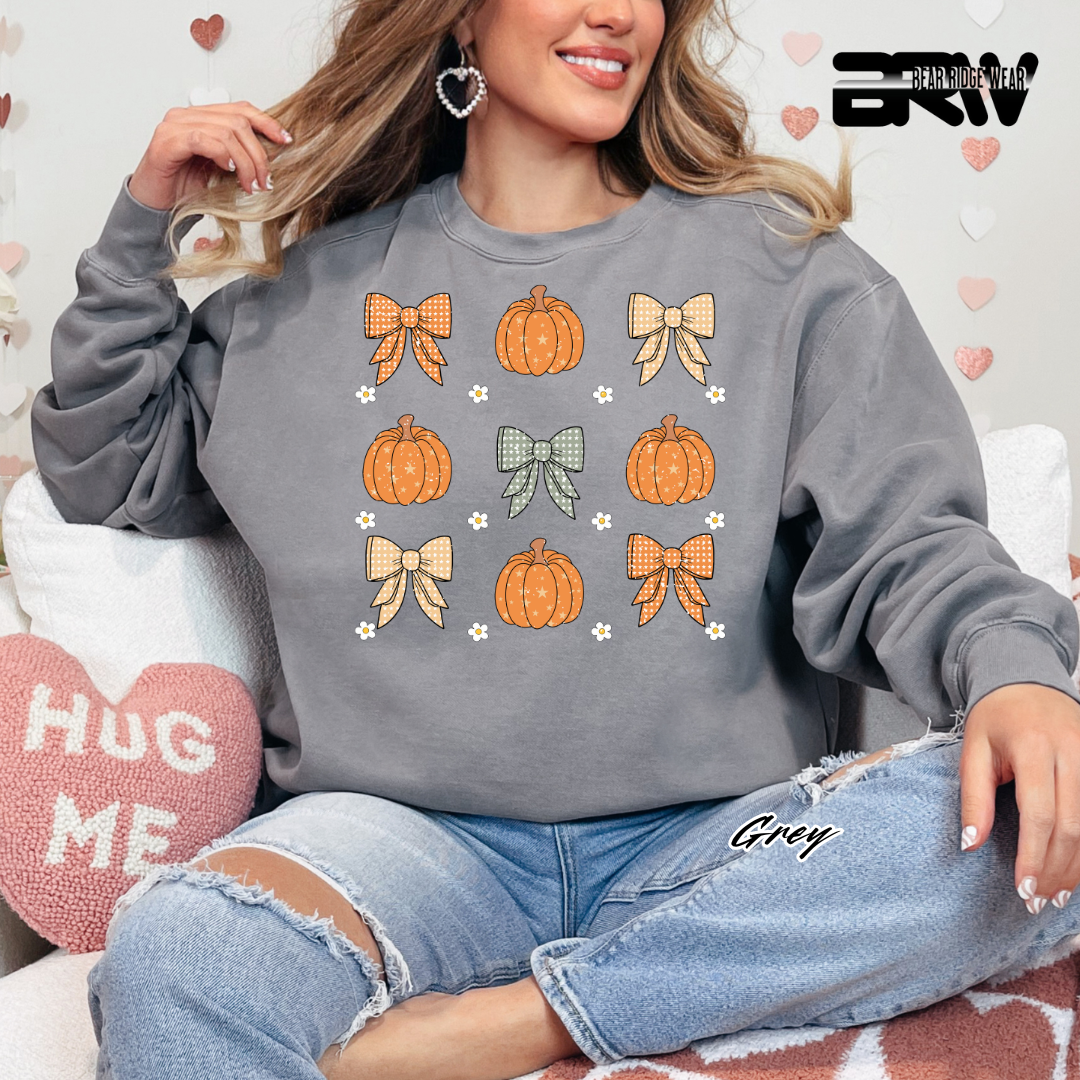 'Pumpkins and bows' Fall Long Sleeve Tee
