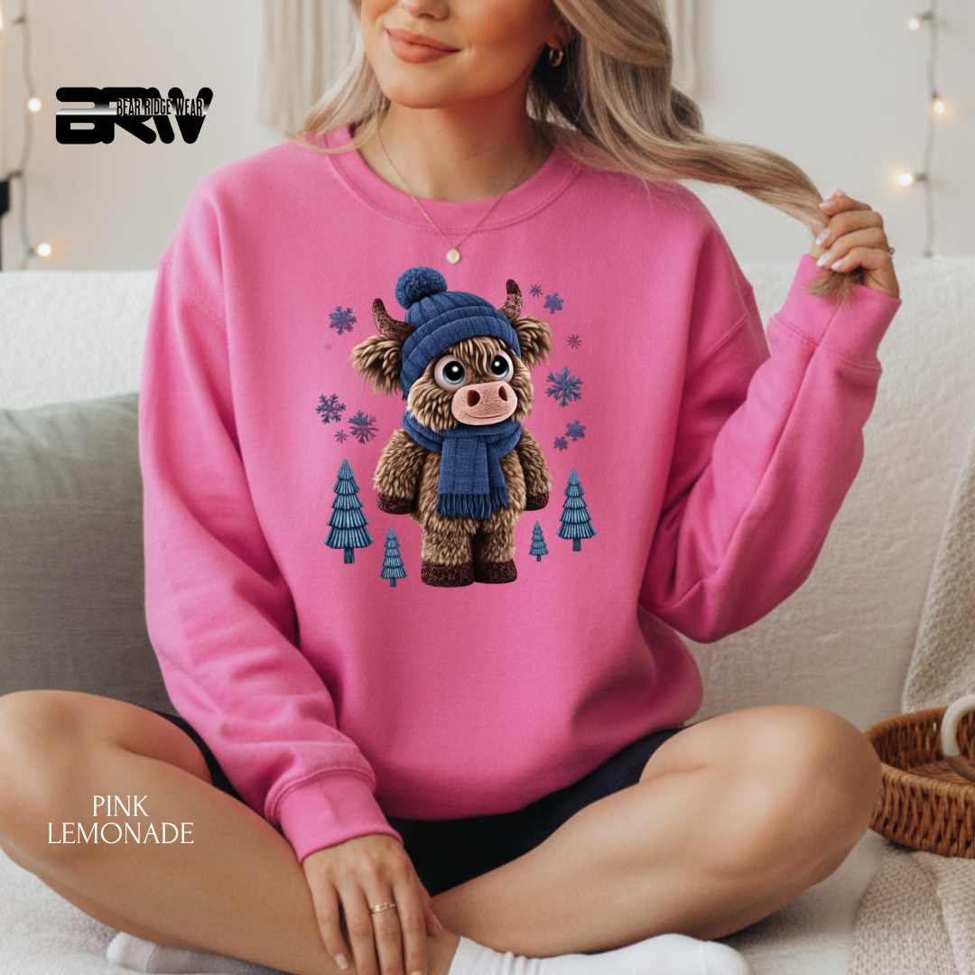 'Highland Cow Yarn' Christmas Crewneck Sweatshirt