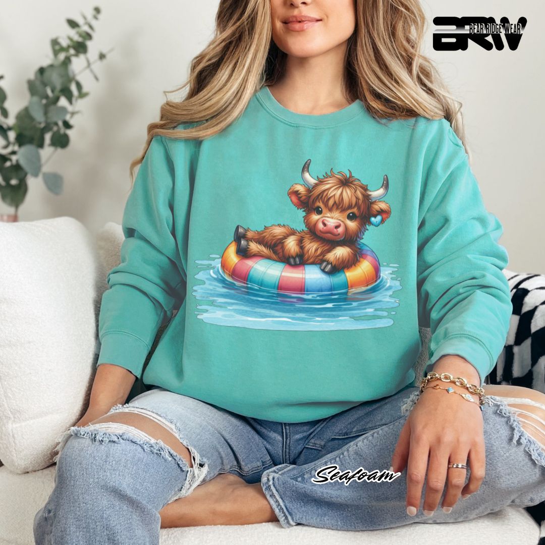 'Highland Cow-Float' Summer Long Sleeve Tee