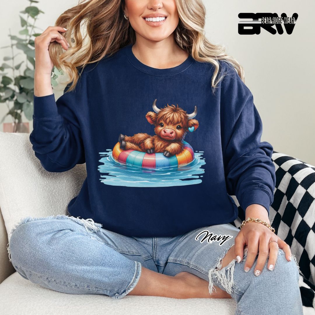 'Highland Cow-Float' Summer Long Sleeve Tee